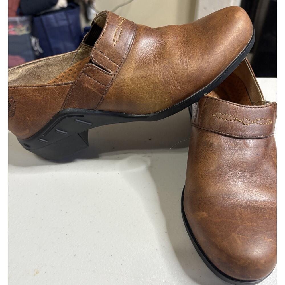 Ariat Women's Light Brown Leather Slip On Clogs Shoes Style 52326 Size 6